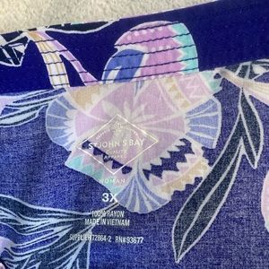 St. John’s Bay Size 3X shirt